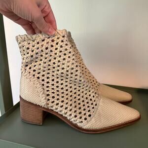 Free People In the Loop Woven Pointed Bootie Sz 9.5 C019